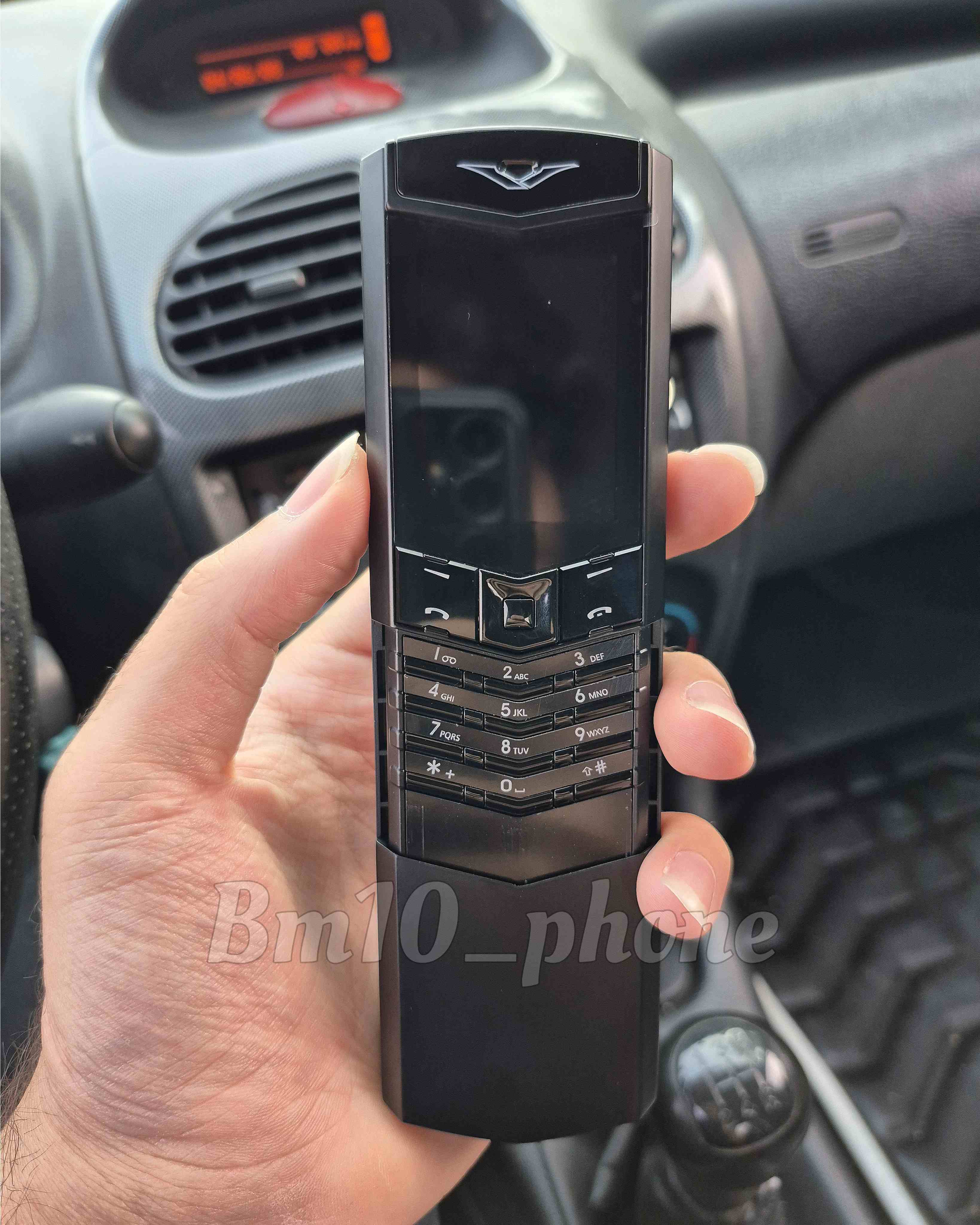 گوشی طرح ورتو V888 Pro | حافظه 4 مگابایت